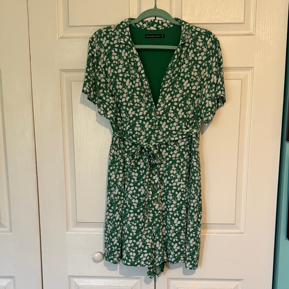 Abercrombie & Fitch Green Floral Romper